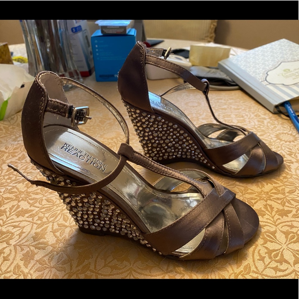 Kenneth Cole reaction dressy wedge sandal